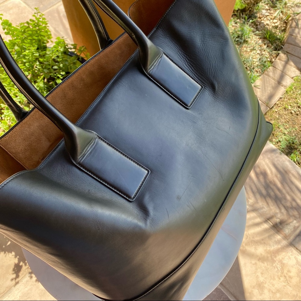 SOLD Bottega Veneta Large Open Leather Tote in Smooth Calf - Picture 7 of 15